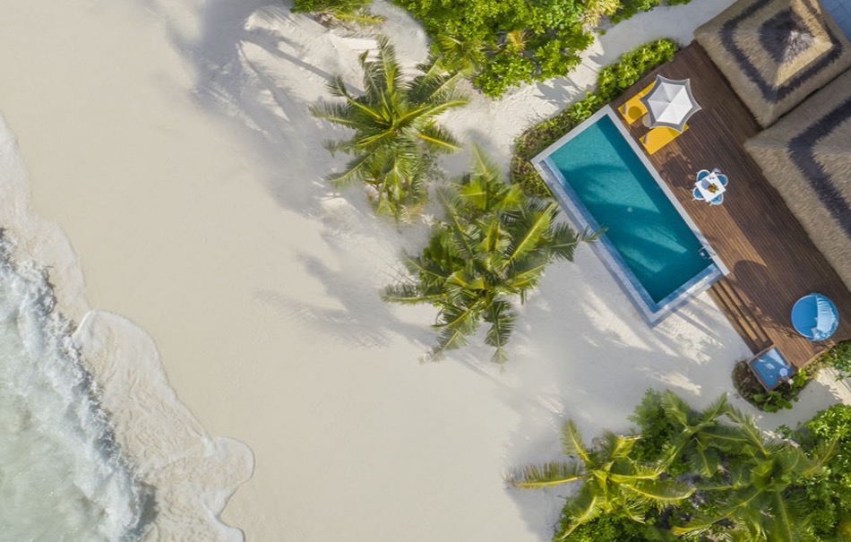 Pullman Maldives & Mercure Kooddoo на премии World Luxury Awards 2025
