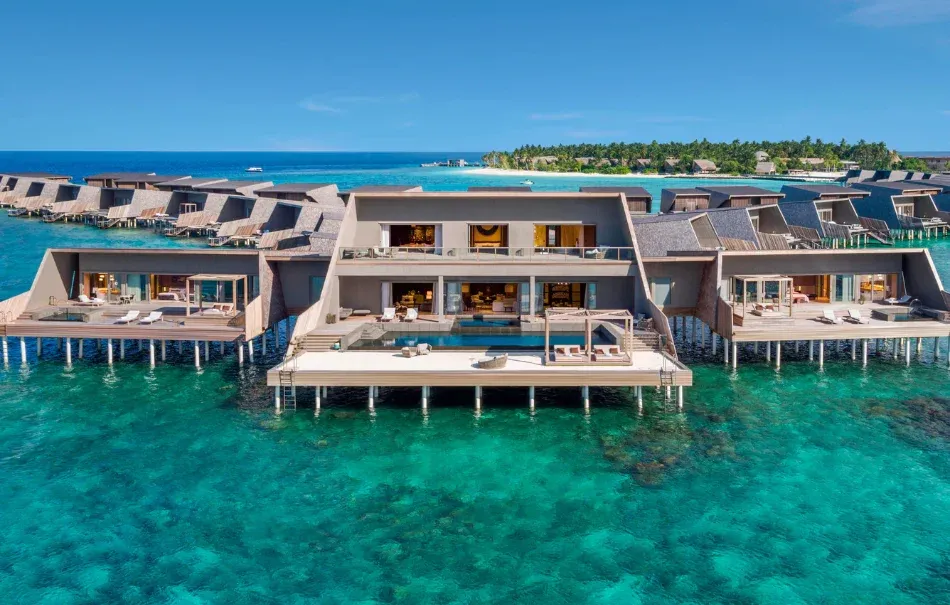 Приватный отдых на Мальдивах на курорте The St. Regis Maldives