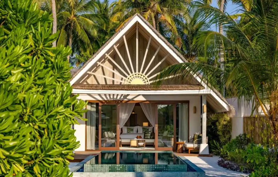 Мальдивы с сюрпризами: RAH GILI MALDIVES дарим подарки гостям