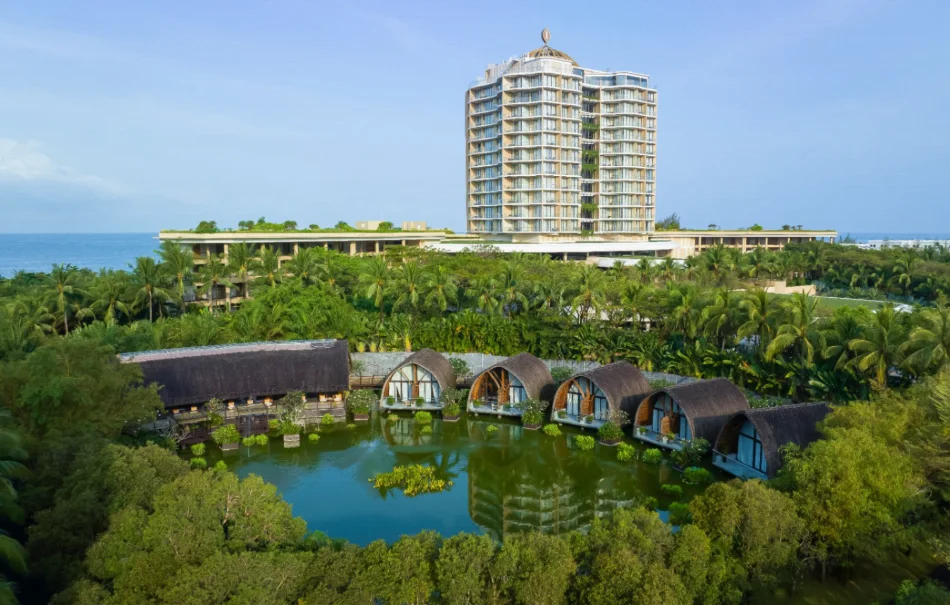 Проведите на острове Фукуок больше времени в Regent Phu Quoc