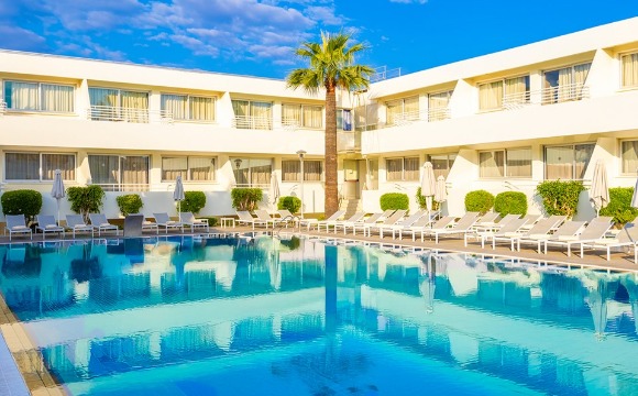 Отдых на Кипре по выгодной цене в отеле Melpo Antia Hotel & Suites 4*